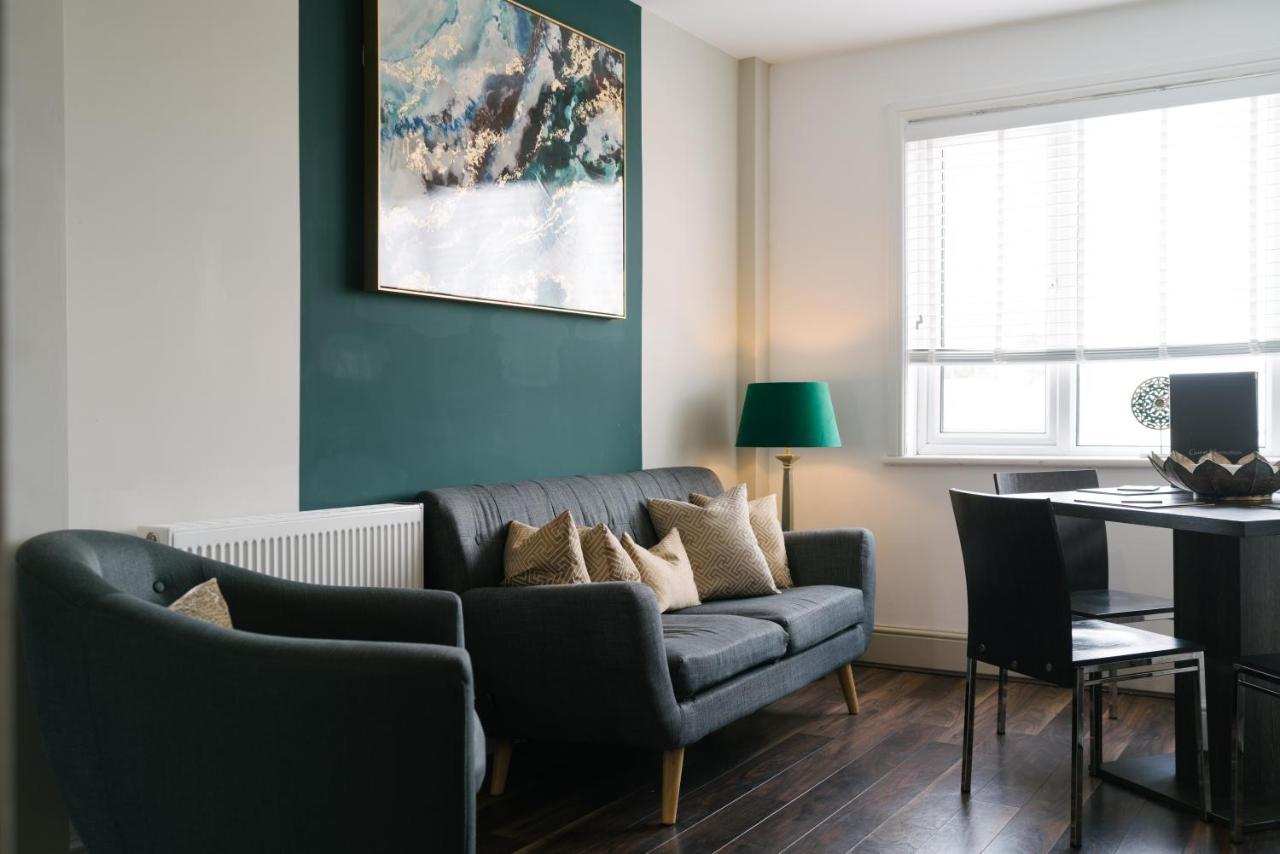 Bootham Crescent Apartment *